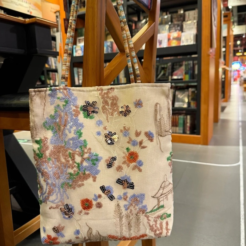 Nouveau Sac Fourre-tout en Toi - Women Bags 2026 Trends avis et prix